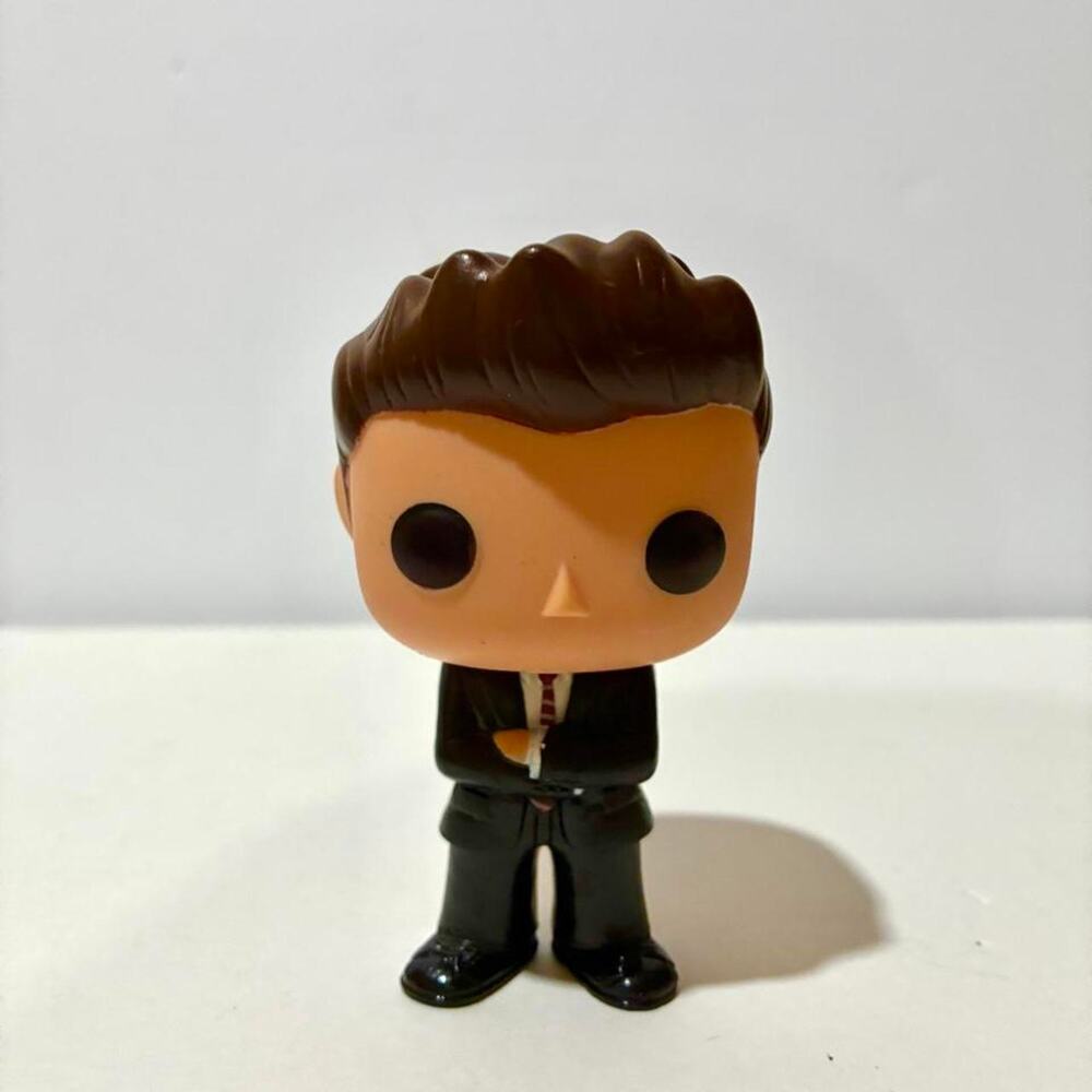 Funko Pop Supernatural Dean 94 Suit